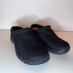Merrell Encore Breeze slip-on clogs, like new condition